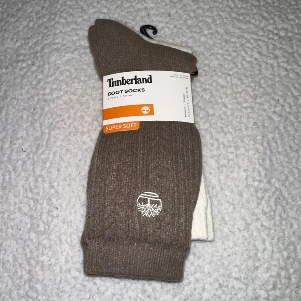 Timberland Women’s Super Soft Boot Socks 2 Pairs Brown Cream Cable Knit NWT